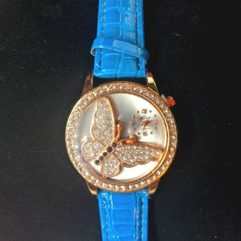 Butterfly Facing Watch